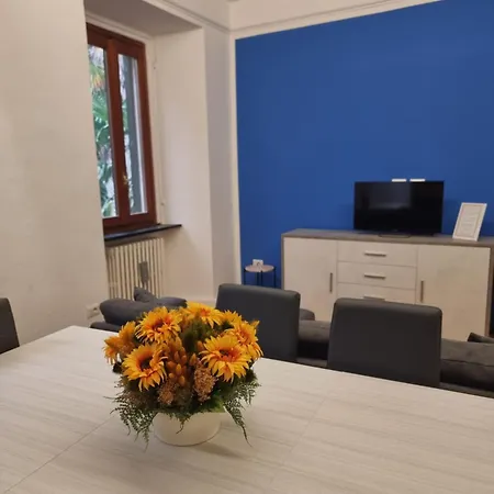 Sunflower Apartman *